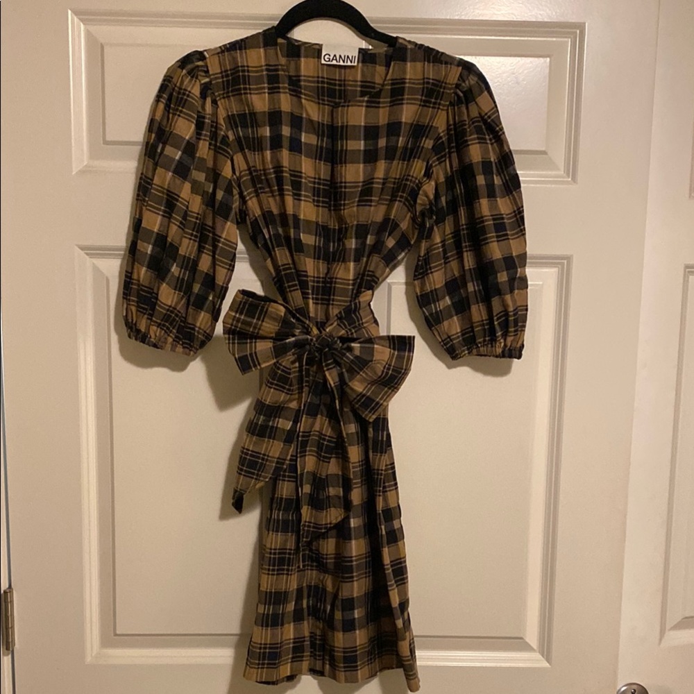 Ganni Tan and Black Sheath Dress with Puff Sleeves and Tie Front for Casual